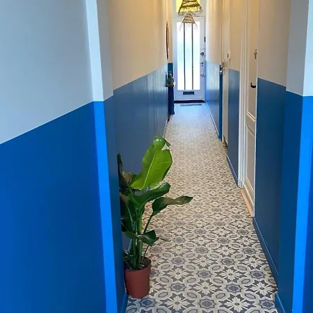 Apartment T2 Avec Jardin, Barriere St-genes *